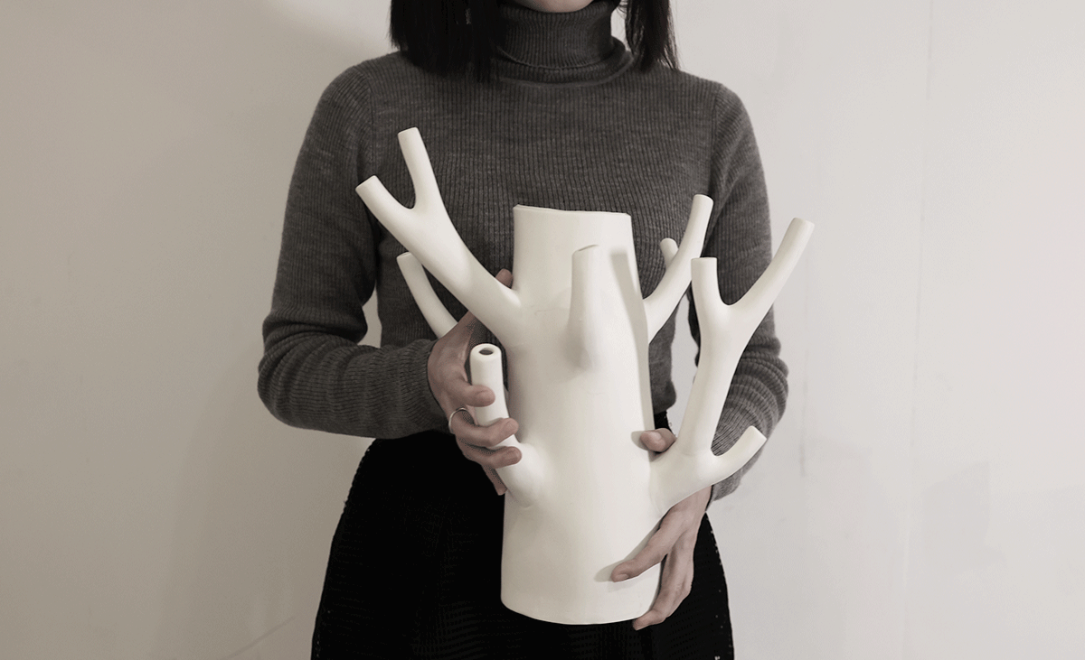 Ceramic vase welcomes unique flower arrangements like as florist