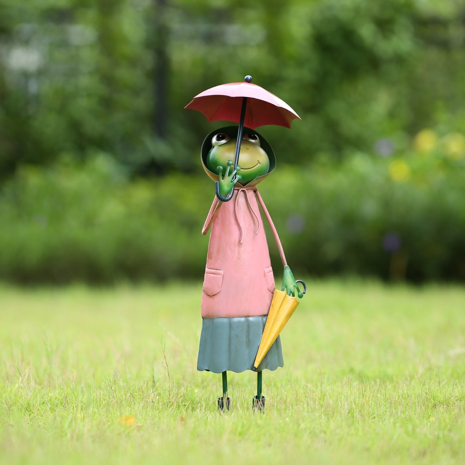 Funniest frog ornament figurine with an umbrella you've ever seen!