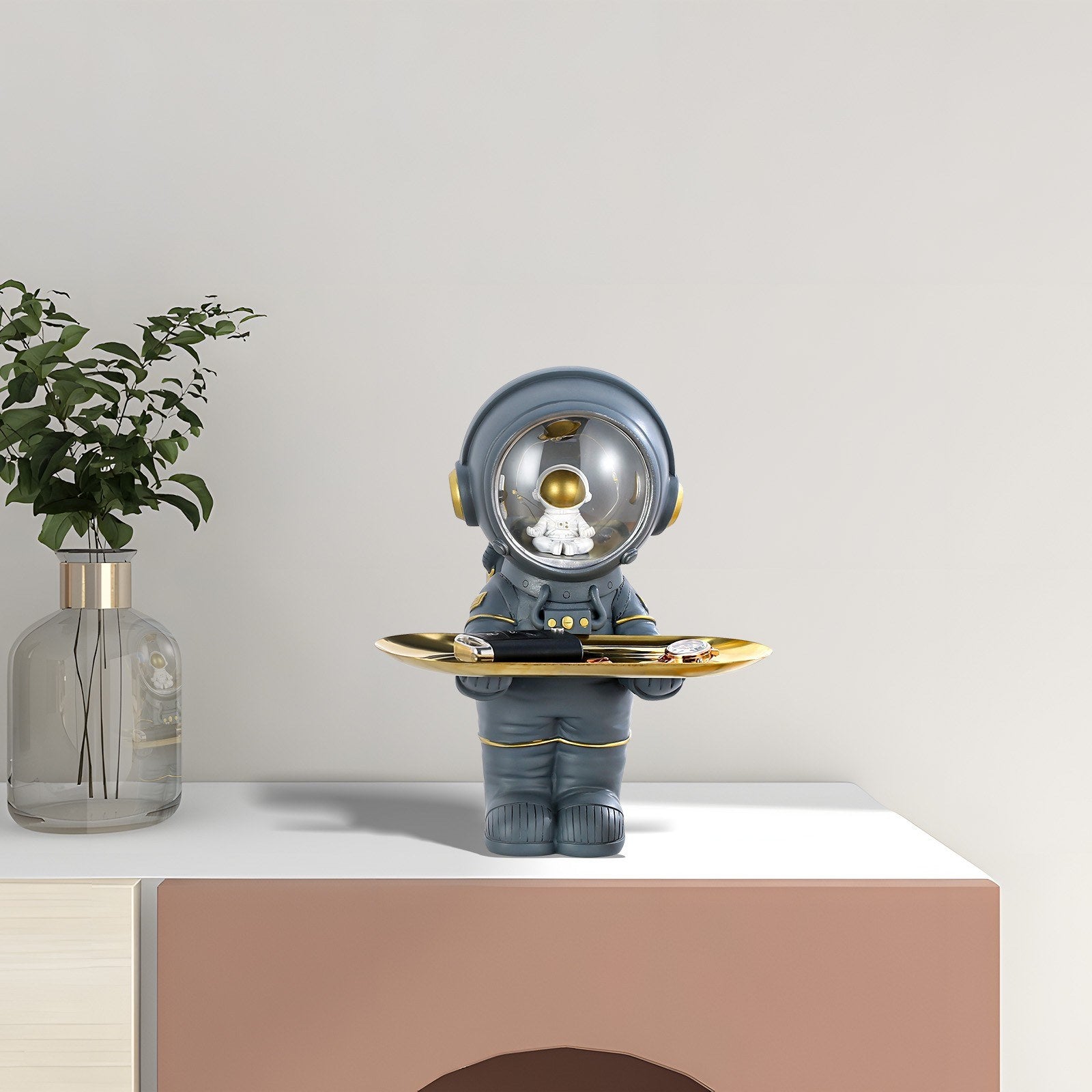 Astronaut figurine is a must-have for those who love the stars, cosmos