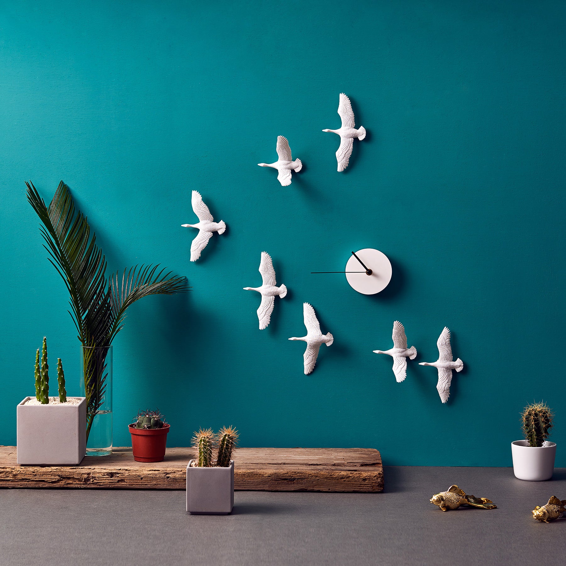 Bird Wall Clock It in the sky and home literally represent freedom