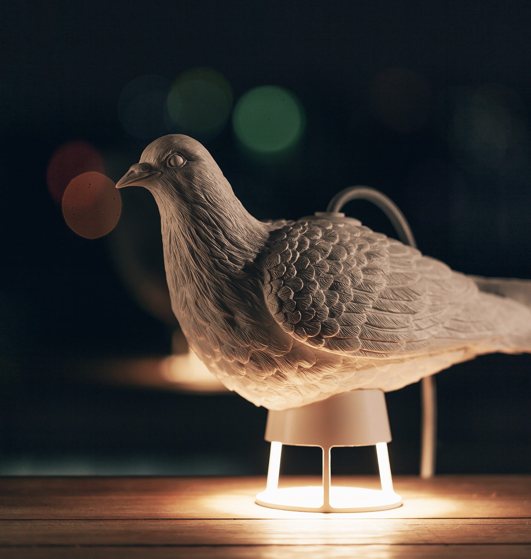 Bird Table Lamp with White Sculpture