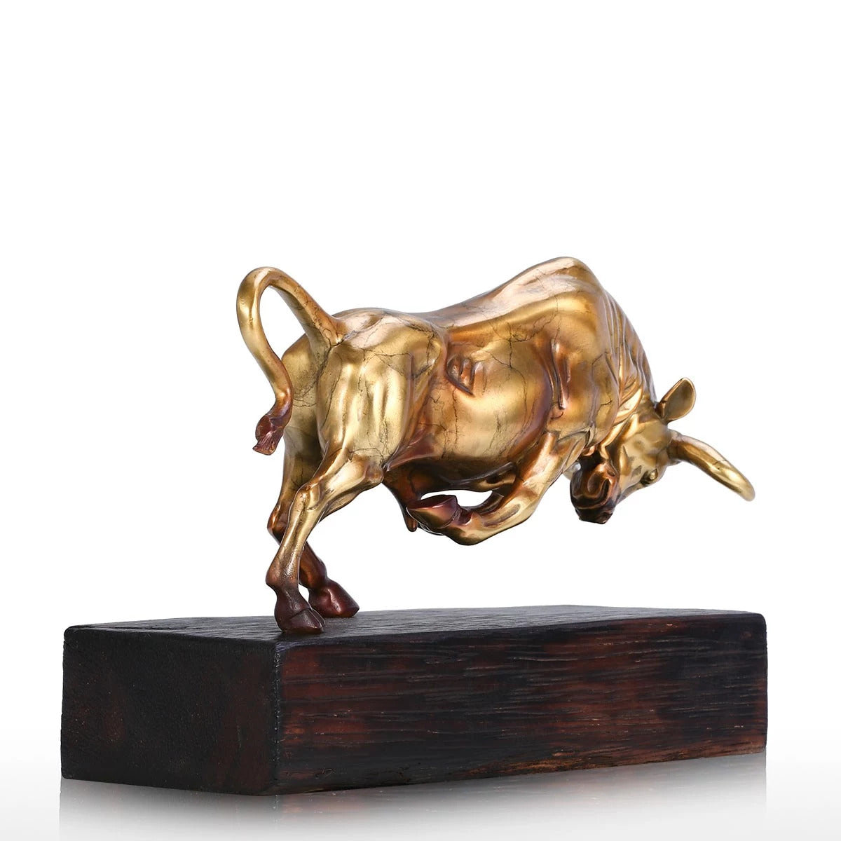 Bronze Bull Statue: From Agricultural Plantation to Farmhouse Decor