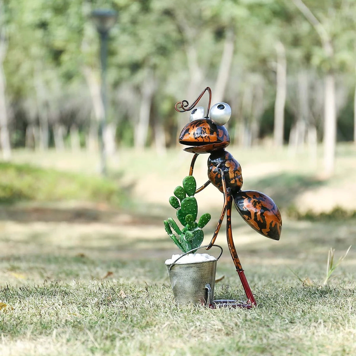 Cartoon-Hardworking Ant Figurines as Gardener to Garden Decor and Ornaments