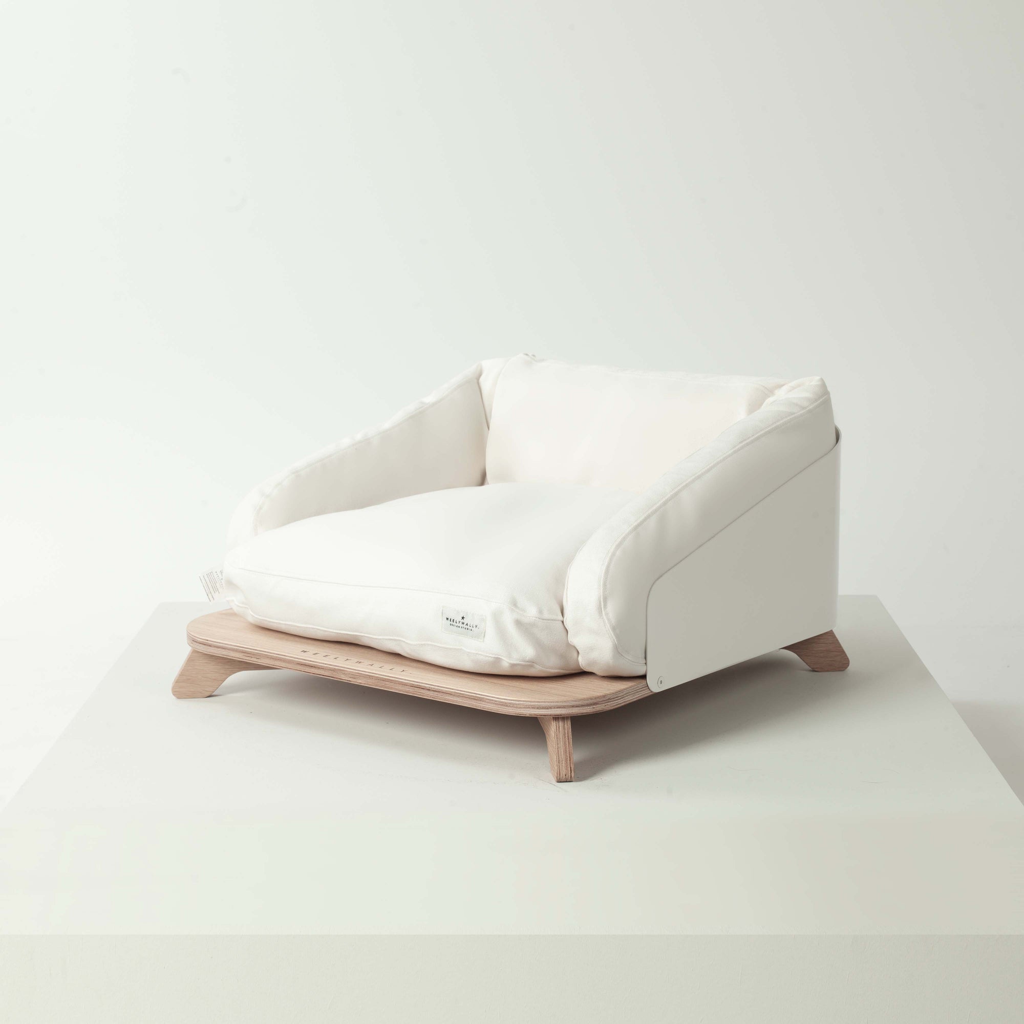Elevated cat bed, sofa & couch, it puts your cat in the lap of napping!