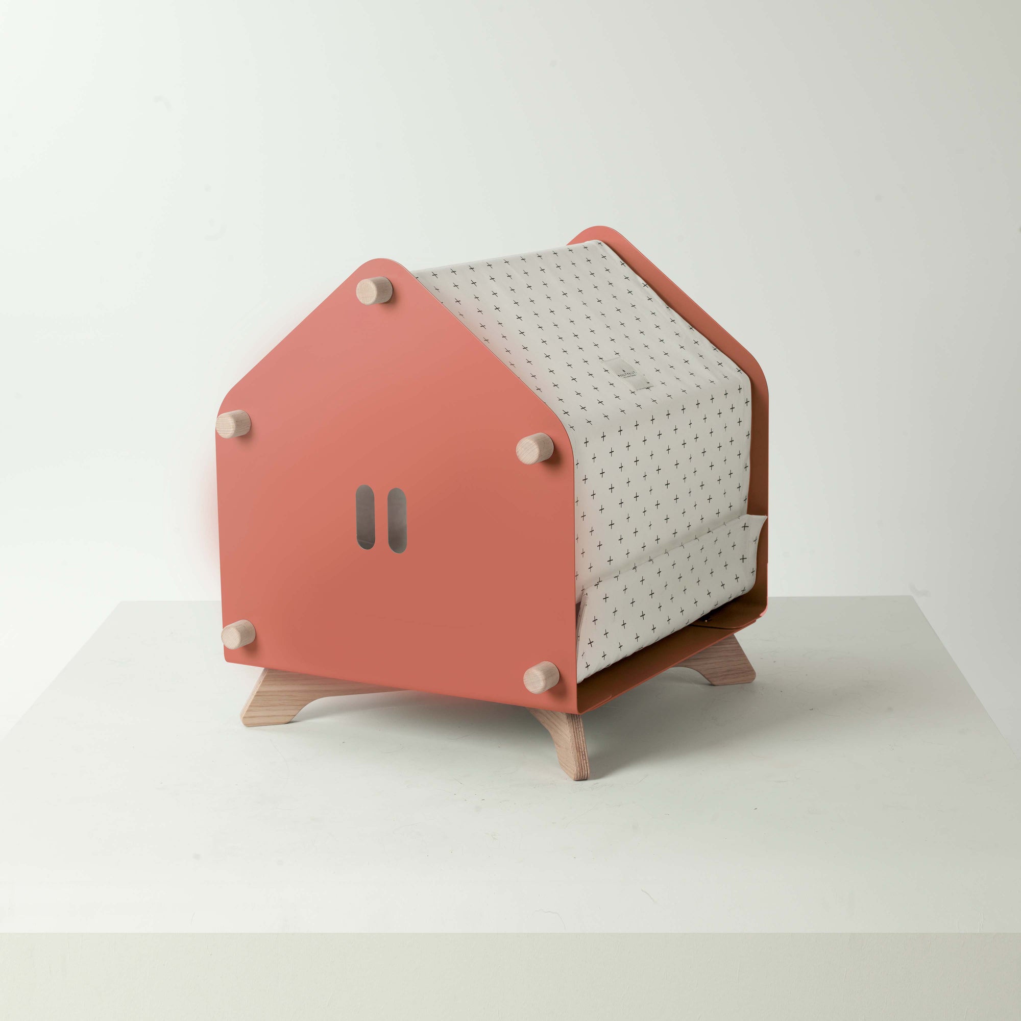 Indoor Cat house and bed, hello to design comforts with Volendam