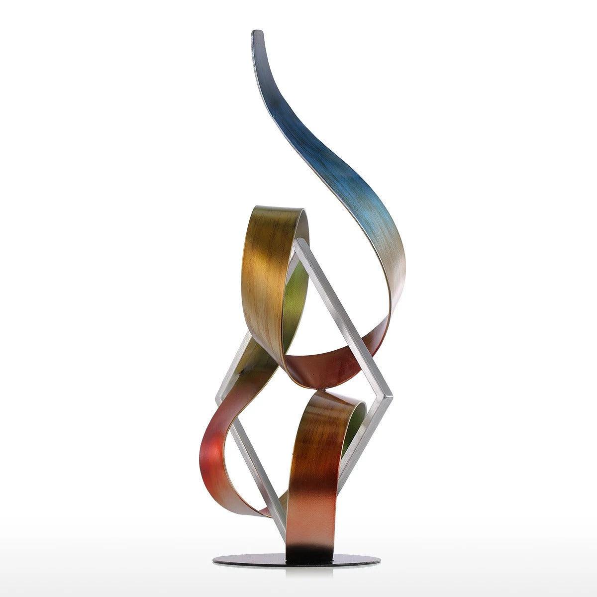 These metal sculptures are a new reflection of space and thought
