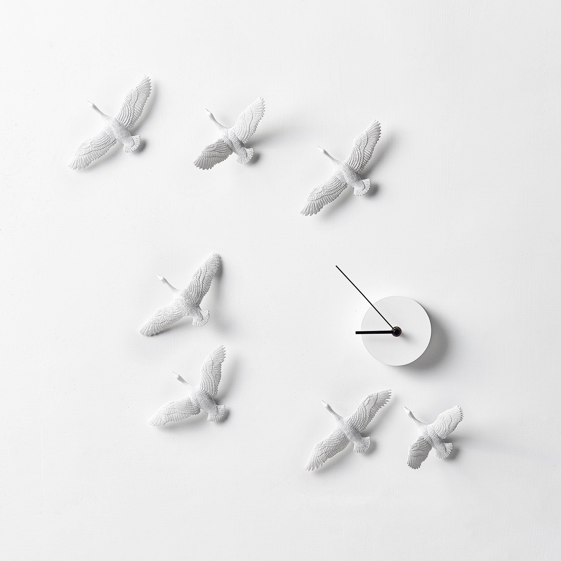 Migratory Birds Minimalist Wall Clock with Resin Sculpture a Philosophical & Modern View of Time