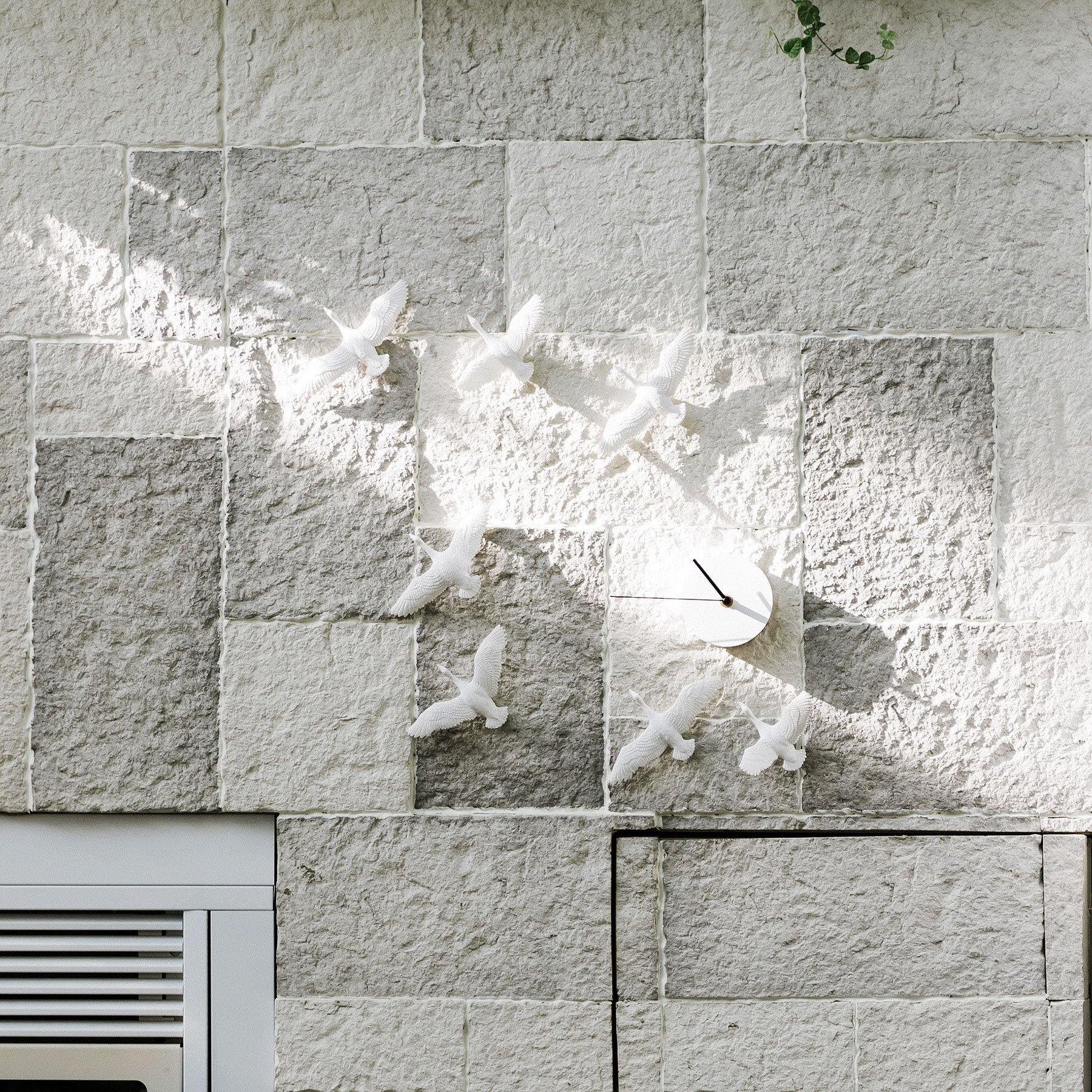Migratory Birds Minimalist Wall Clock with Resin Sculpture a Philosophical & Modern View of Time