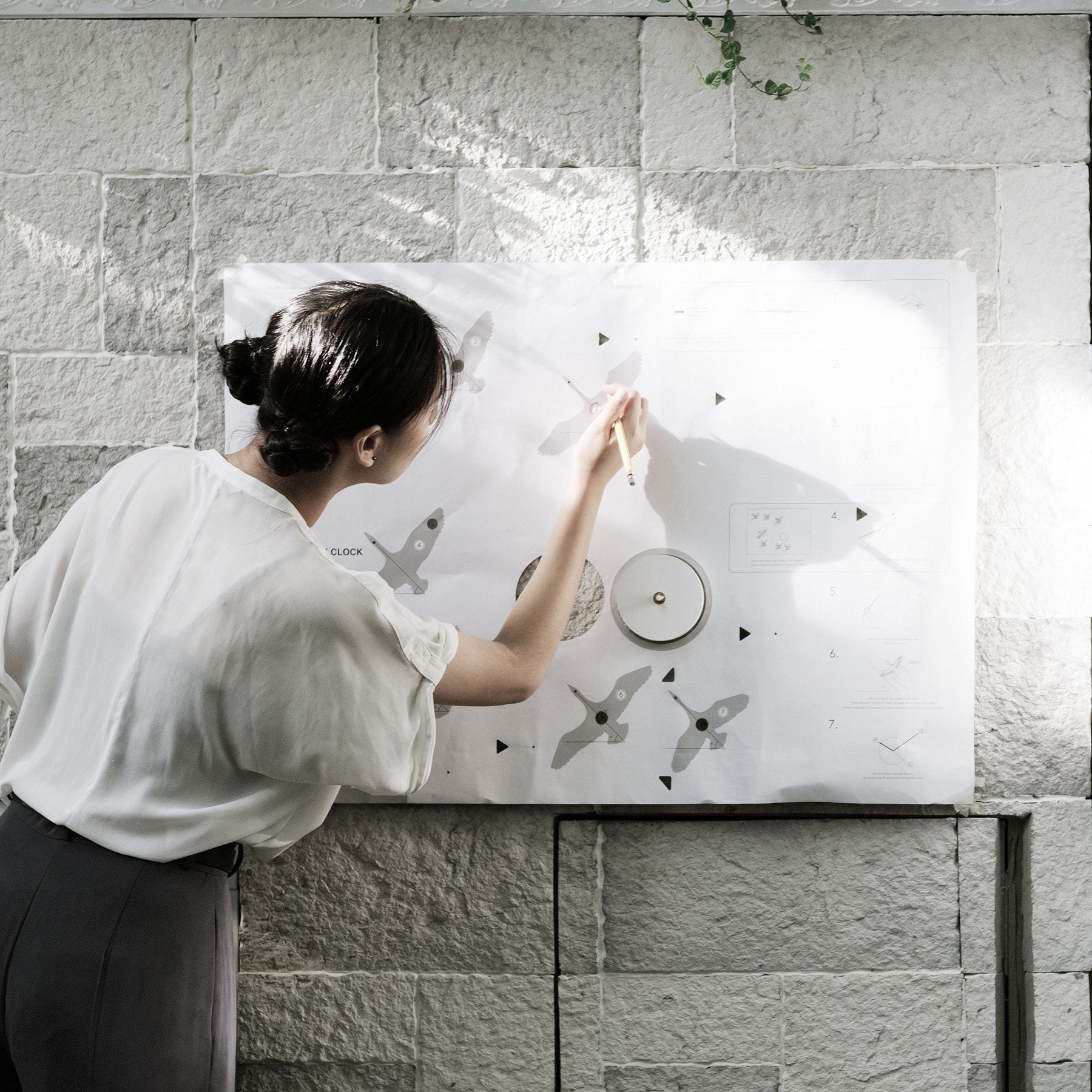 Migratory Birds Minimalist Wall Clock with Resin Sculpture a Philosophical & Modern View of Time