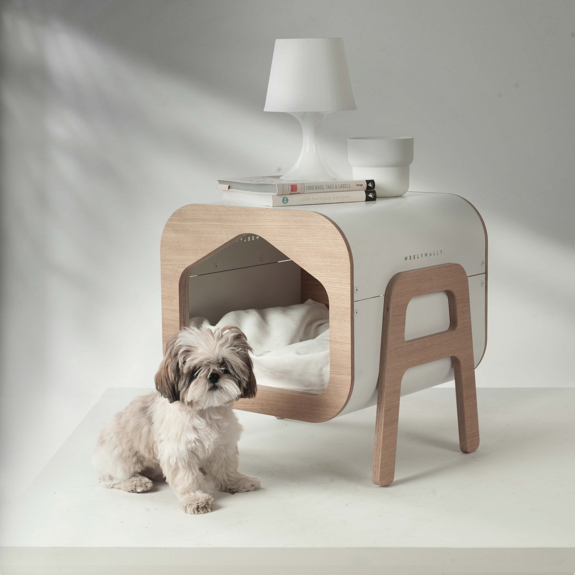 Oslo is the luxury house & bed to sleep or resting your cat's or dog's