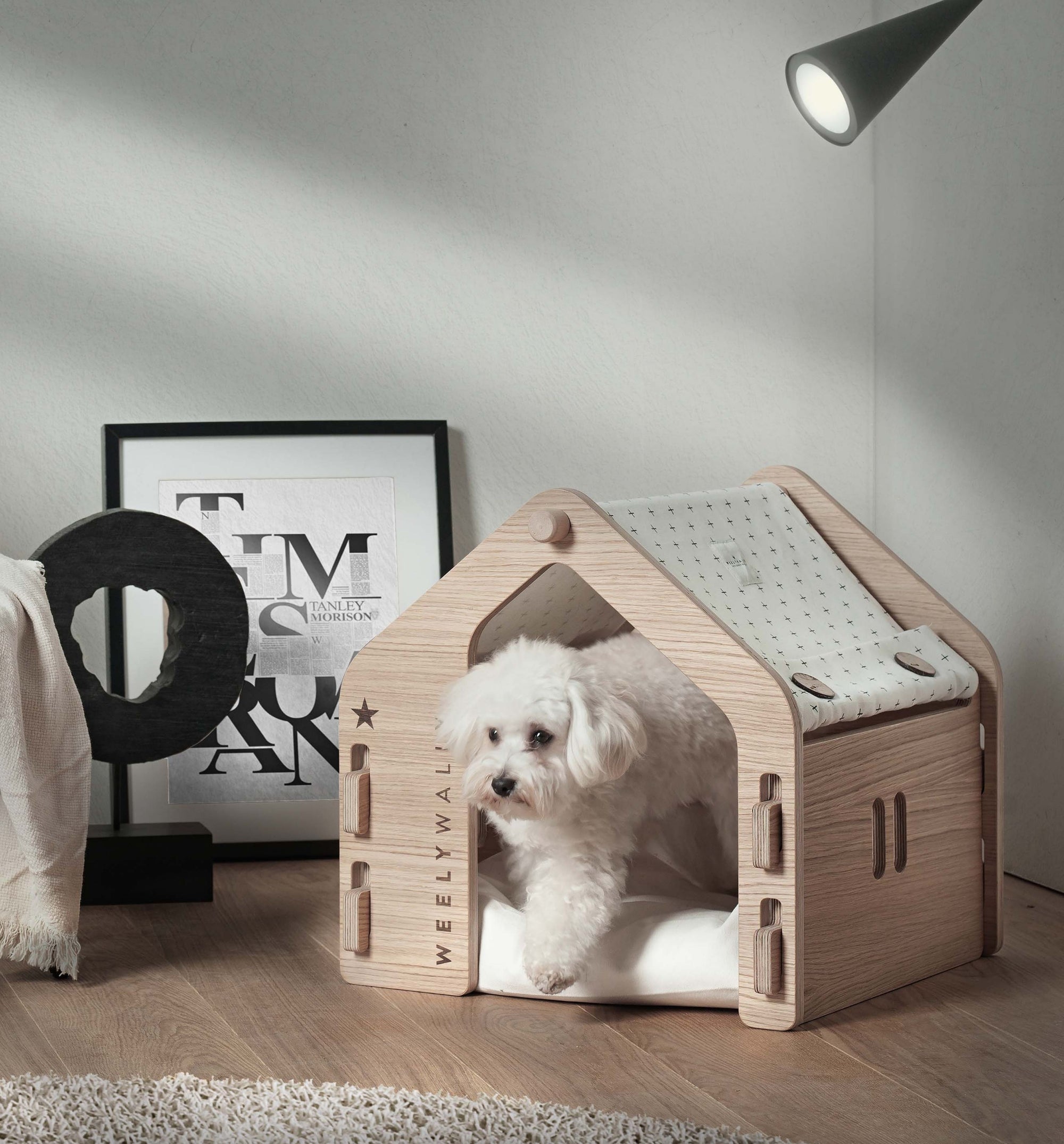 Wien, care your favorite furry friends with indoor dog & cat house bed!