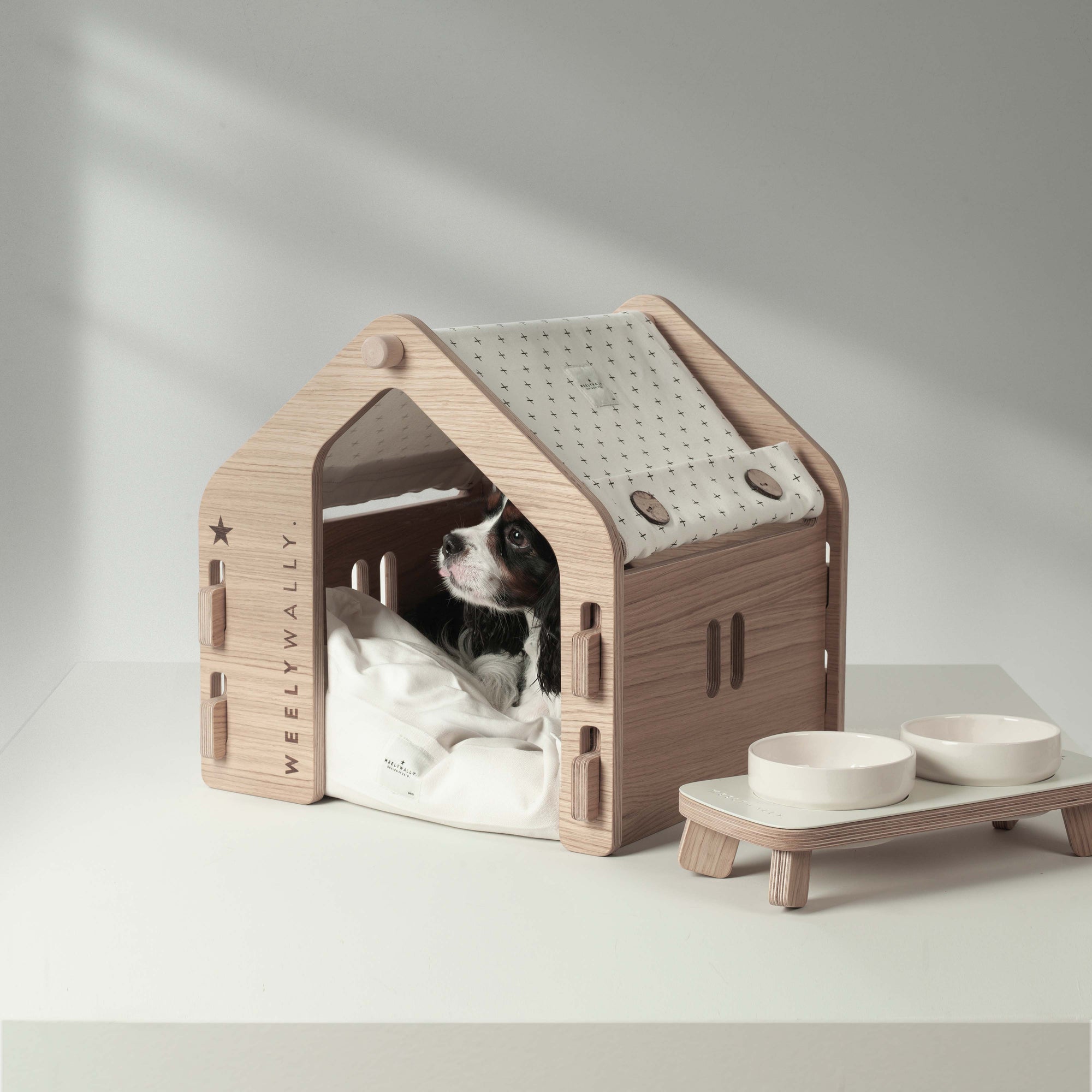 Indoor Dog or Cat house bed - a little piece of paradise in your home!