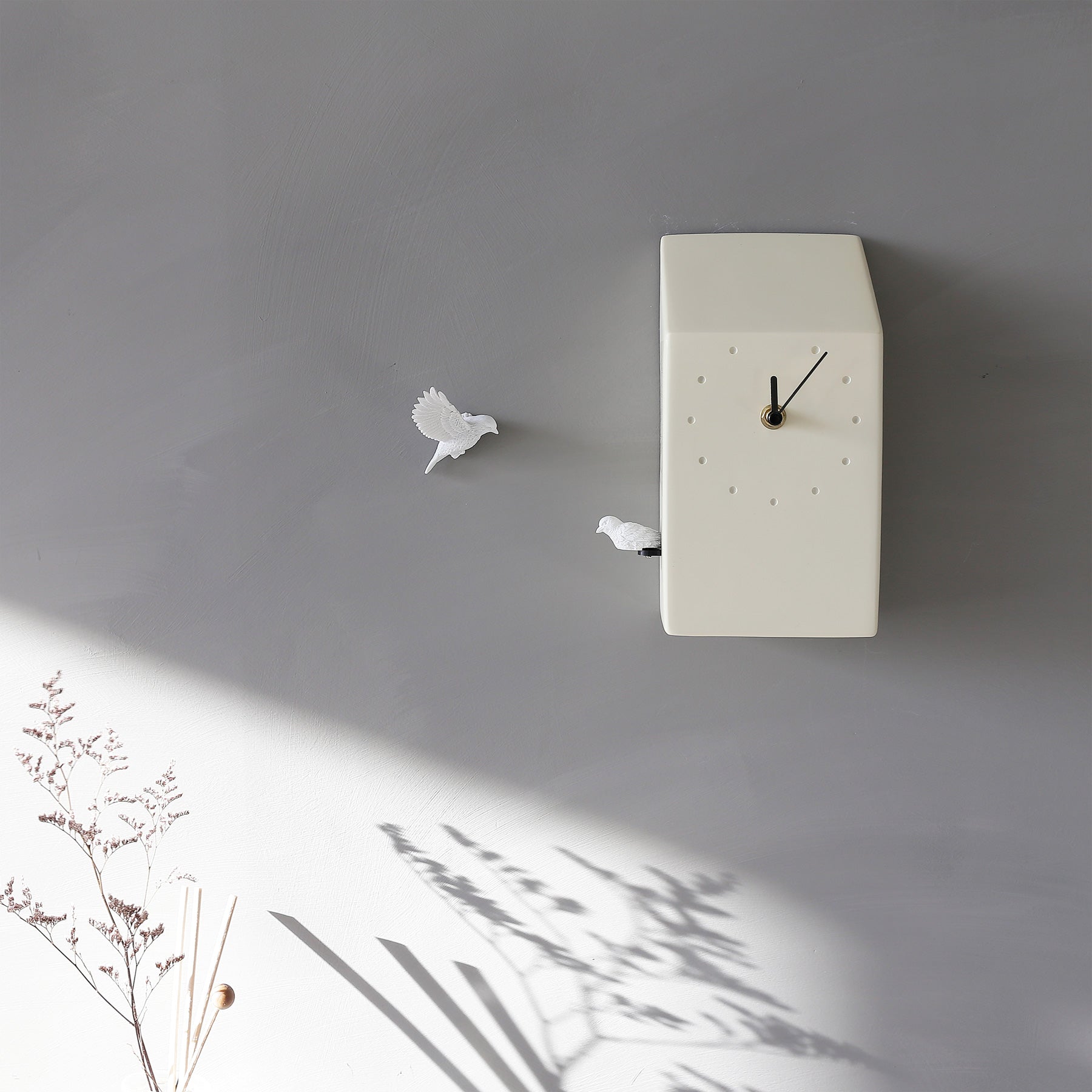 Yellow Cuckoo Clock with Minimal and Modern Details Bird Sculpture