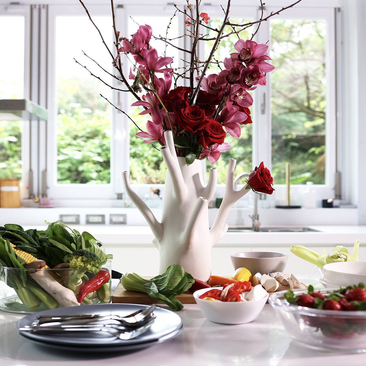 Ceramic vase welcomes unique flower arrangements like as florist