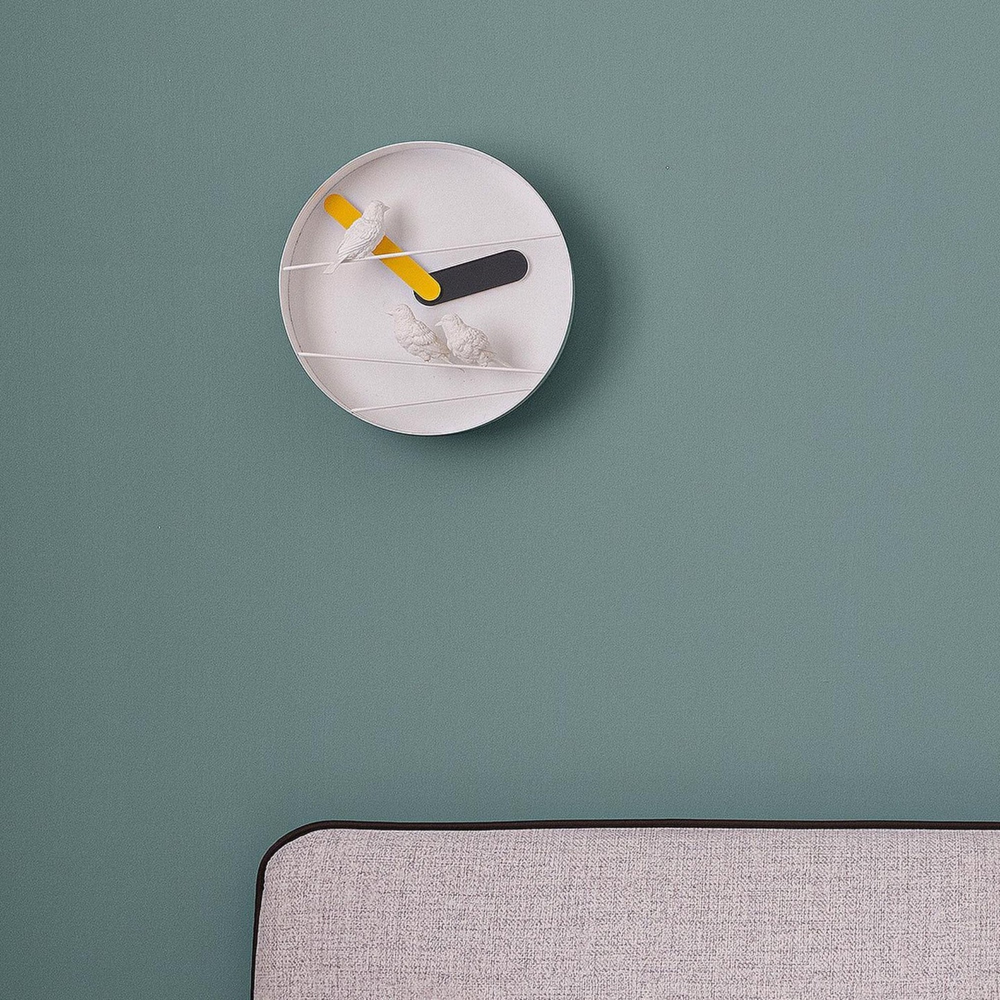 Sparrow round wall clock, feel immerse yourself in nature!