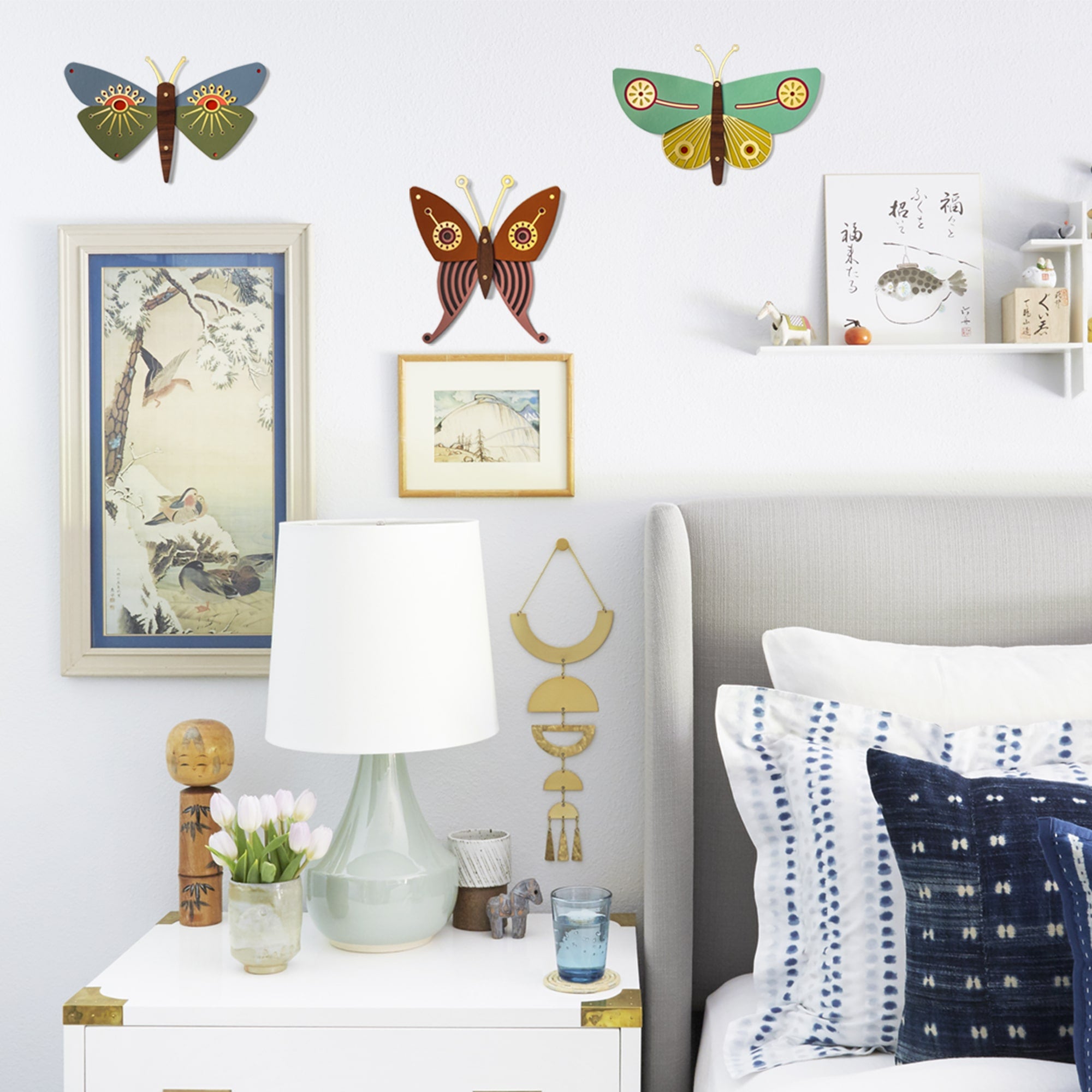 Wooden Butterfly Wall Decor in Japanese Bedroom