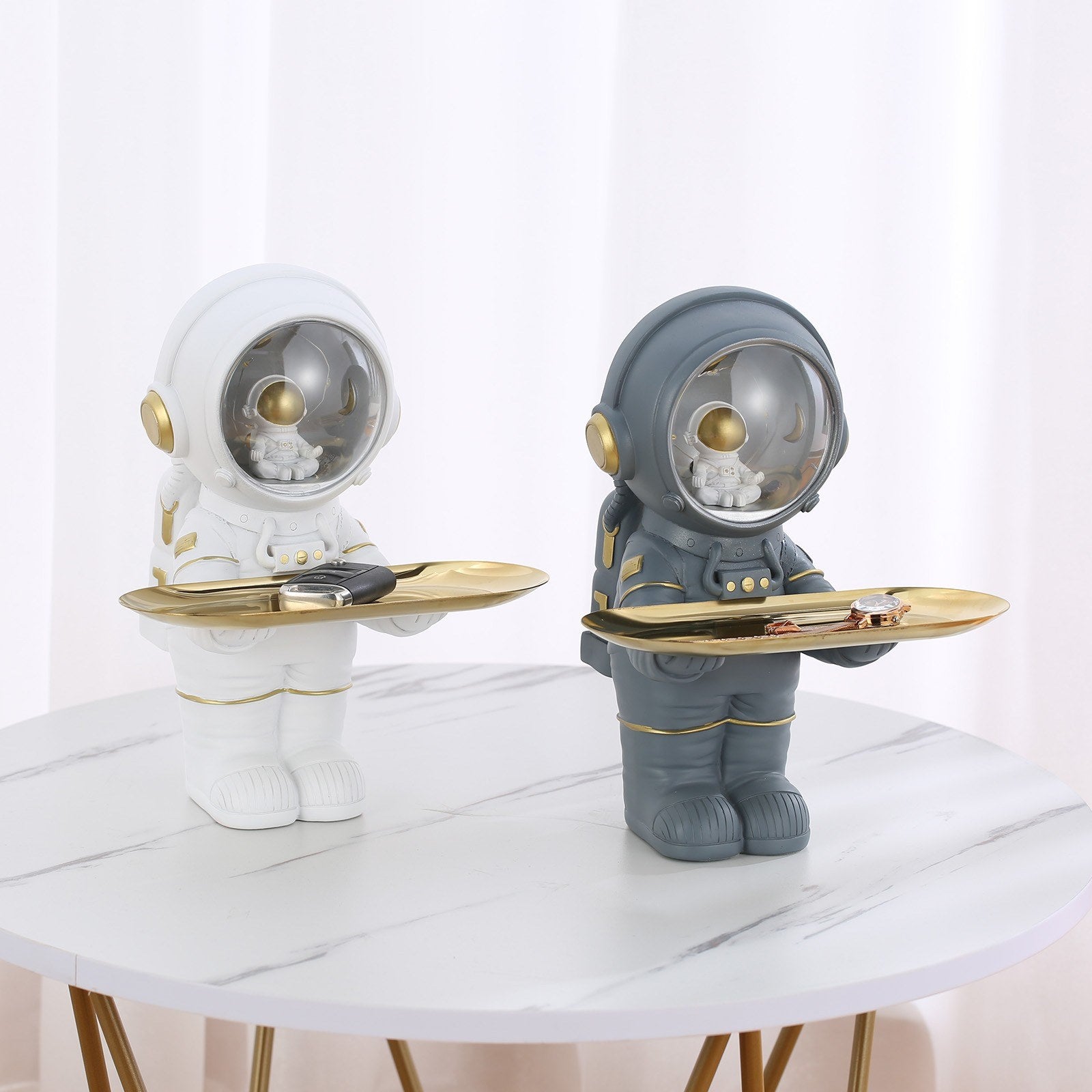 Little astronauts will be able to dream big with this astronaut figurine