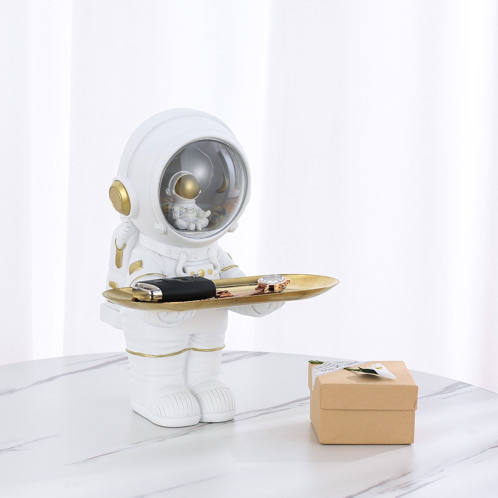 Astronaut figurine is a must-have for those who love the stars, cosmos