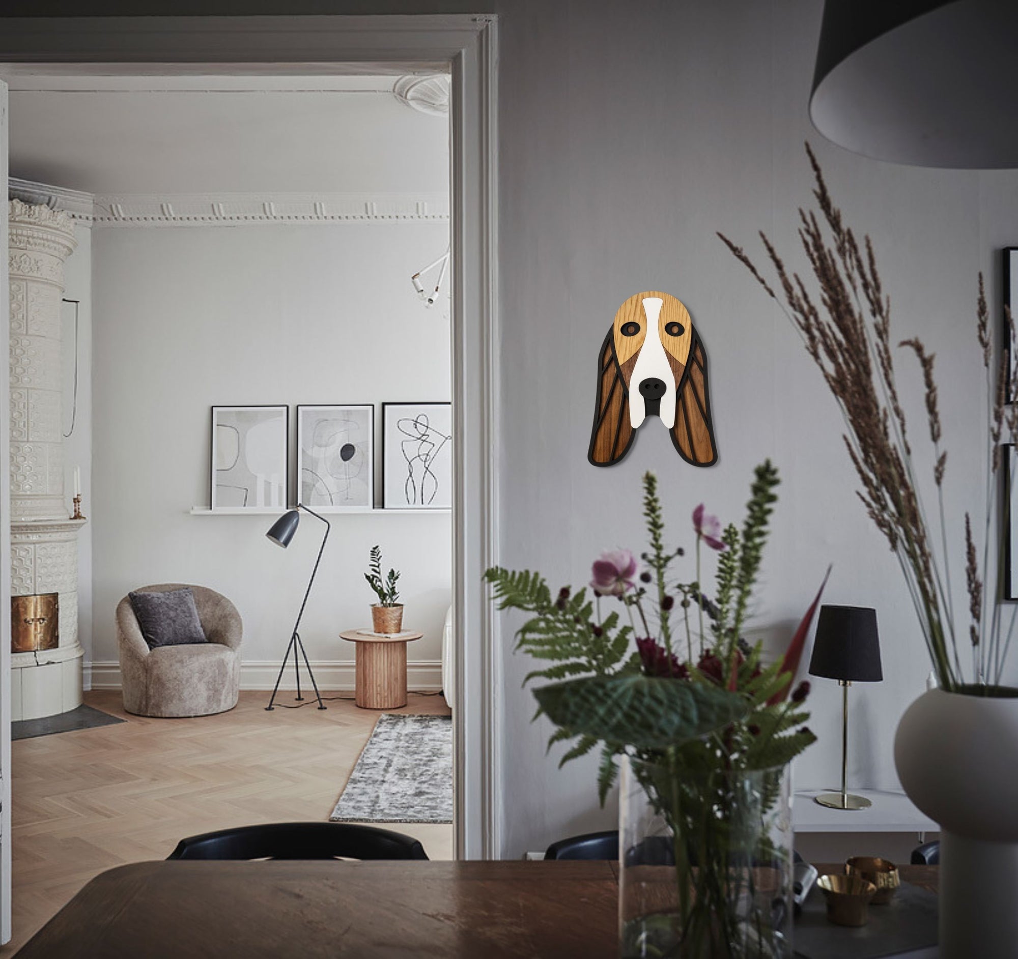 The dachshund wall art is a new dog-themed gifts