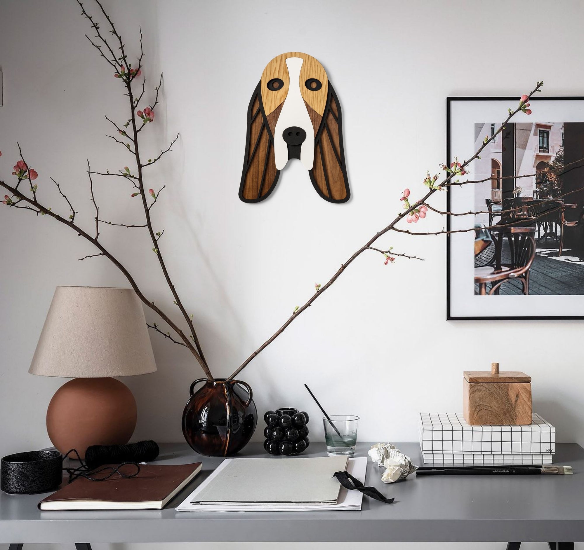 The dachshund wall art is a new dog-themed gifts